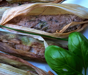 Фотография рецепта Рубленное мясо по-мексикански в кукурузных листьях