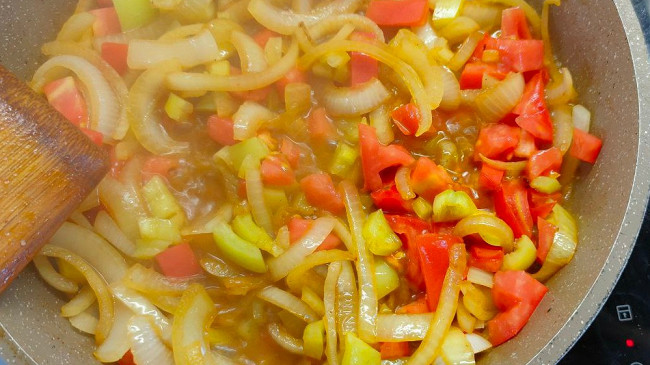 Фото шага рецепта Жаркое из курицы с овощами 174532 шаг 14