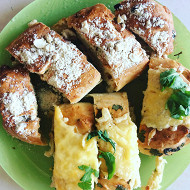 Домашний хлеб с базиликом и сыром