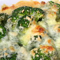 Фотография рецепта Запеканка из куриного фарша с капустой брокколи, яйцами и сыром автор ДАРЬЯ ЗЕМСКОВА