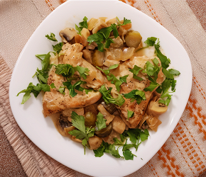 Фотография рецепта Гужоны из копченой курицы с чесночным айоли