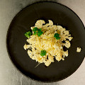 Фотография рецепта Карпаччо из цветной капусты с соусом пондзу и пармезаном автор Еда