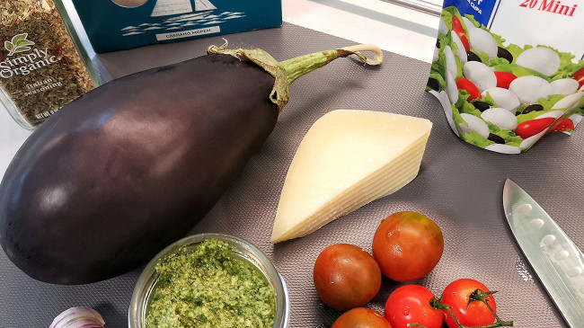 Фото шага рецепта Вкуснейший баклажан пармиджано 151292 шаг 1