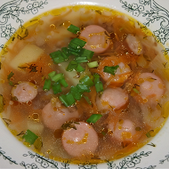 Суп с сосисками и макаронами