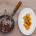Фотография рецепта Лосось с шафраном и кедровыми орешками автор ШЕФМАРКЕТ