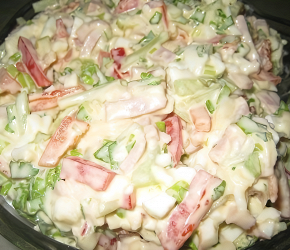 Фотография рецепта Салат с ветчиной, яйцами и сыром