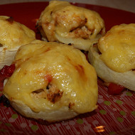 Кабачки фаршированные фаршем и сыром