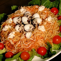 Фотография рецепта Салат с курицей, картофелем и яйцами автор Анастасия Ростоцкая