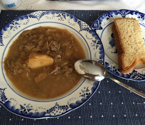 Фотография рецепта Низкокалорийные суточные щи на бульоне из куриных потрошков