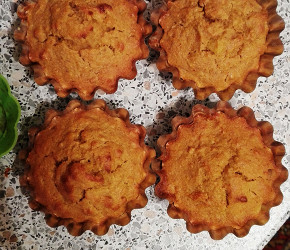 Фотография рецепта Овсяные маффины с тыквой, орехами и пряностями