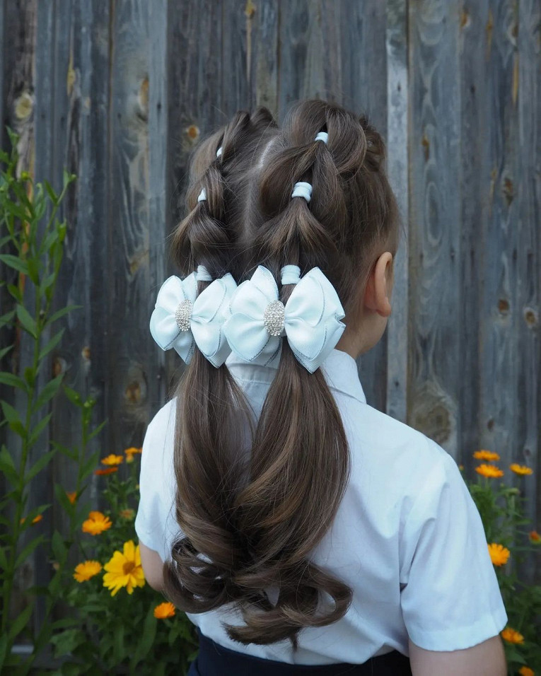 Идеи причесок на 1 сентября: как красиво уложить волосы школьницам
