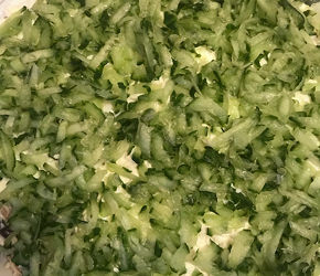 Фотография рецепта Куриный салат с черносливом и грибами
