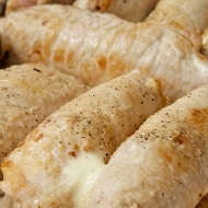 Свиные рулетики с грибами и сыром