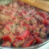 Постная говядина в горшочках с овощами