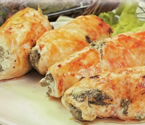 Фотография рецепта Рулетики из куриного филе со шпинатом