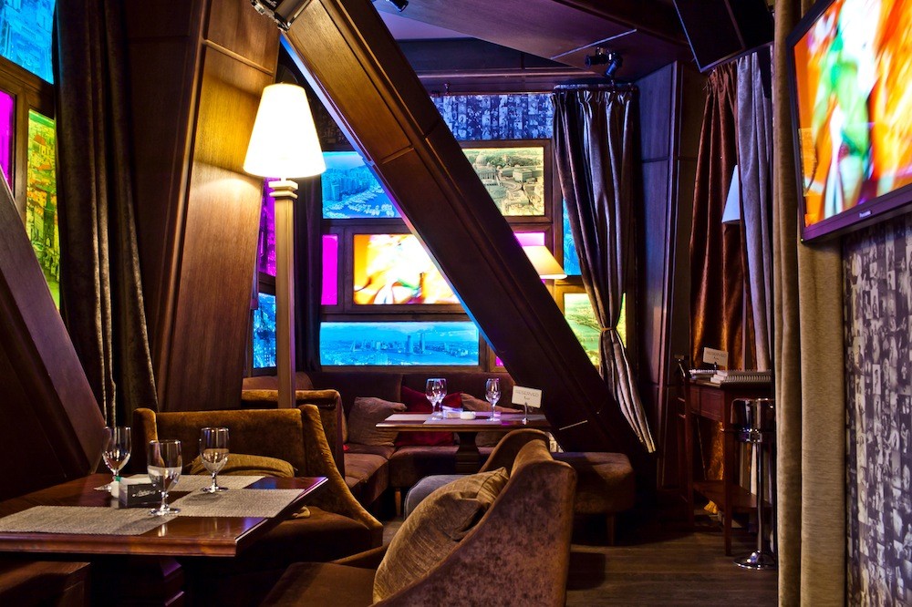 натахтари ресторан москва. ресторан брассерия ламбик. грузия италия ресторан на московском. милое кафе в москве. бар друзья москва автозаводская.