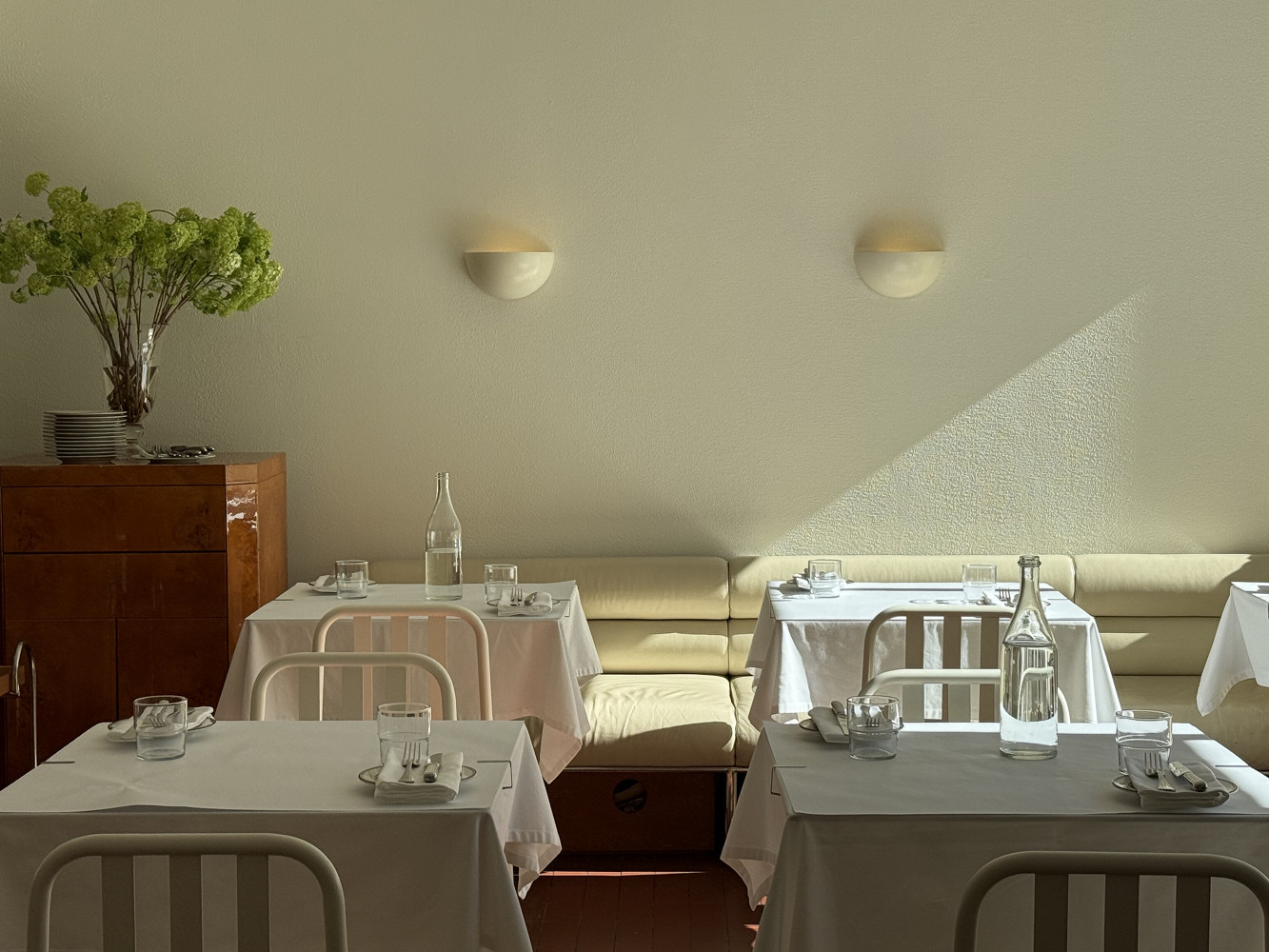Фото ресторана от Афиши — Jinju Bistro