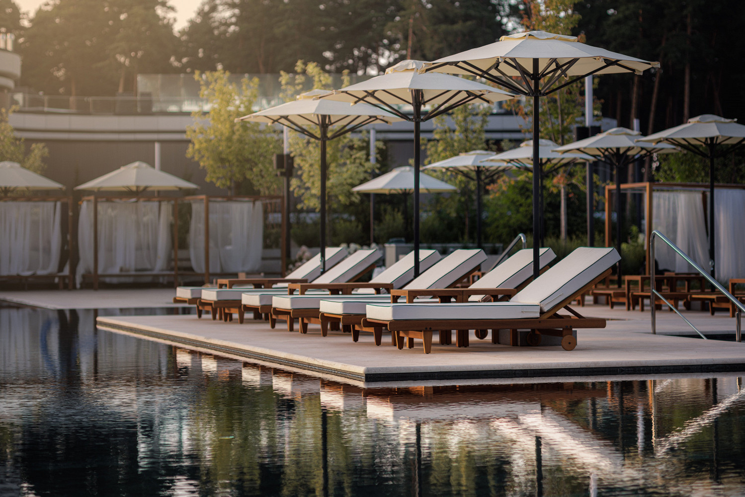 Фото ресторана от Афиши — Alaska Pool Club