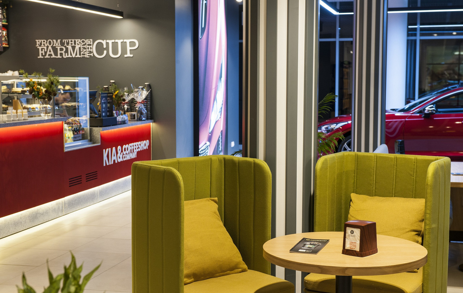 Кофейня Kia & Coffeeshop Company у метро Юго-Западная в Москве: фото,  отзывы, адрес, цены — Афиша–Рестораны