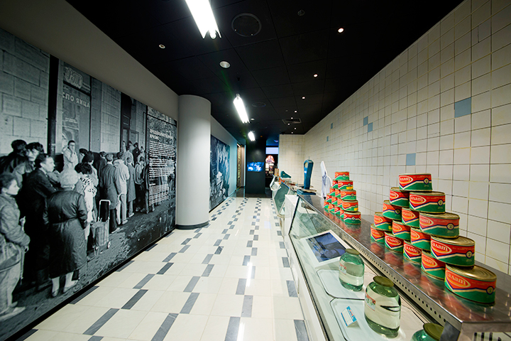 Афиша Воздух: Ельцин-центр в Екатеринбурге: как устроен первый музей первого президента России – Архив