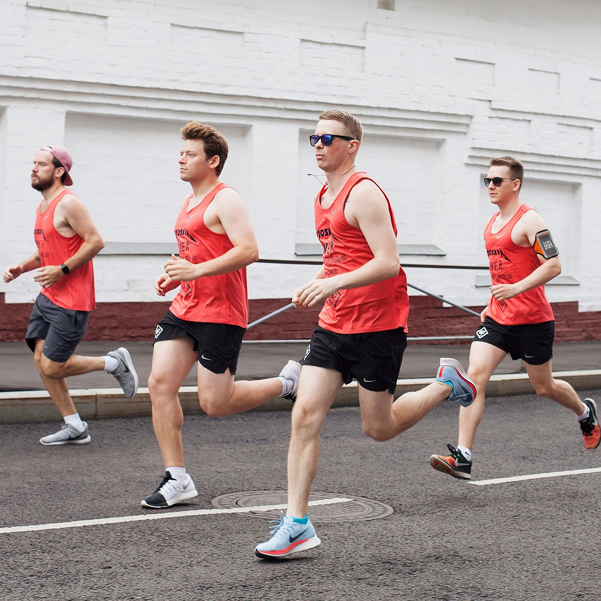 Столица», Gorky Park Runners, Run for Dogs и другие беговые клубы Москвы -  Афиша Daily