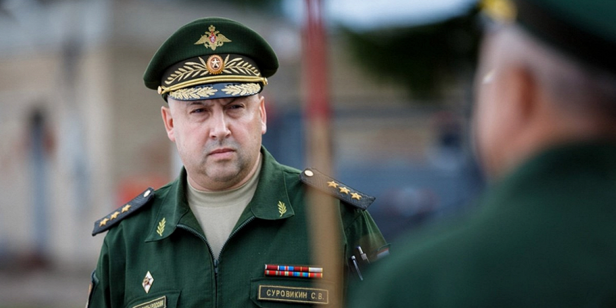 Суровикин генерал армии. Командующий сво Суровикин. Суровикин 2004.