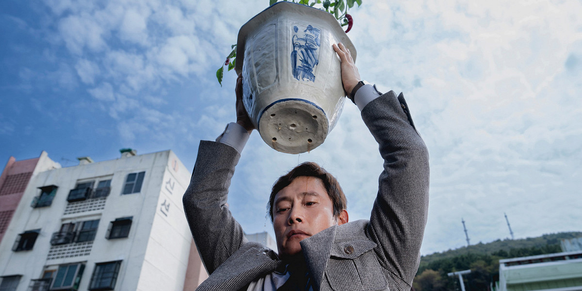 Четыре льва: чем замечательны новые фильмы Пак Чхан Ука, Озона, Соррентино и Шнабеля?