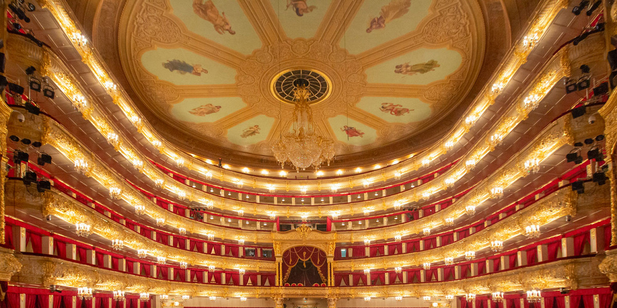 250 лет Большому: как главный театр страны пережил царей, бомбежки и даже нашествие кошек