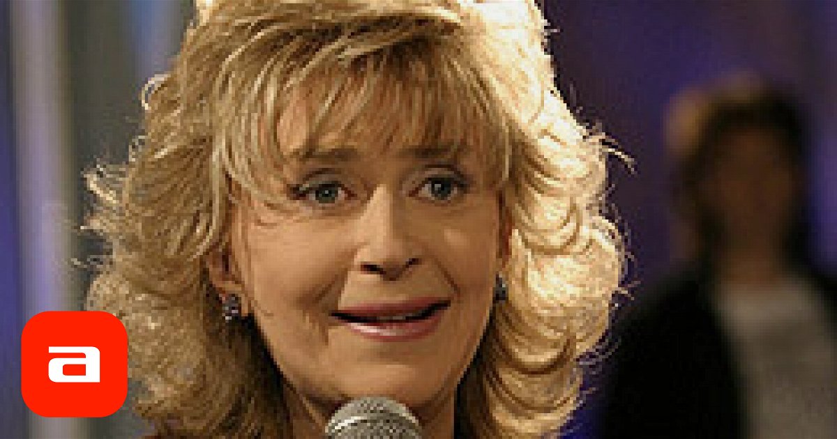 Ofisda it uslubi (rus pornosi) Rus qiz almashish porno