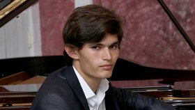 «Летний фортепианный фестиваль Pianissimo»: Илья Папоян