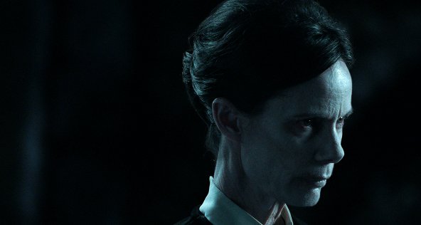 Кинопремьеры недели: «Заклятие-3: По воле дьявола», «Красный призрак», «Хозяин» и «Ограбление по-джентельменски»