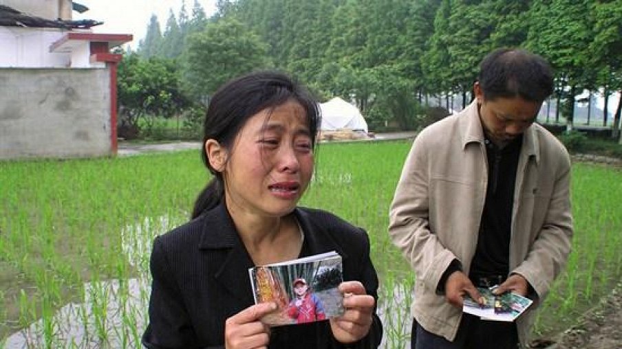 Нестихийное бедствие в Китае: Слезы провинции Сычуань – афиша