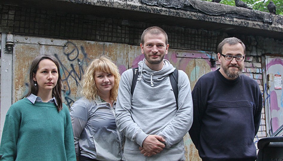 В сторону белого Камаза
