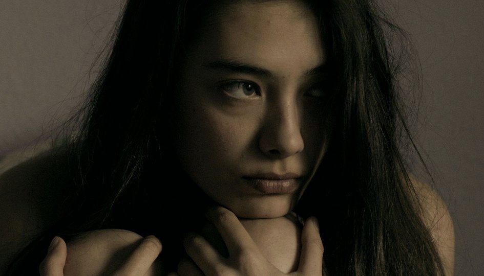 Фильм «Araf: Где-то посредине» Кино: «Araf: Где-то посредине»