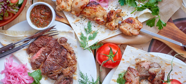 fitcher: Летняя веранда в True Cost Bar & Grill