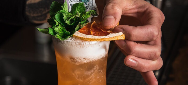 fitcher: «Медные трубы» и Negroni Bar & Enoteca — лучшие в России