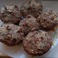 Фотография рецепта Шоколадные маффины с шоколадной крошкой и орехами автор Алена