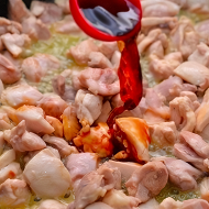 Паста фарфалле с курицей и медом