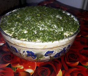 Фотография рецепта Слоеный салат с копченой курицей и свежими огурцами