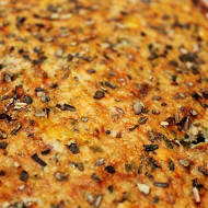 Мясной пирог с кукурузой и грибами
