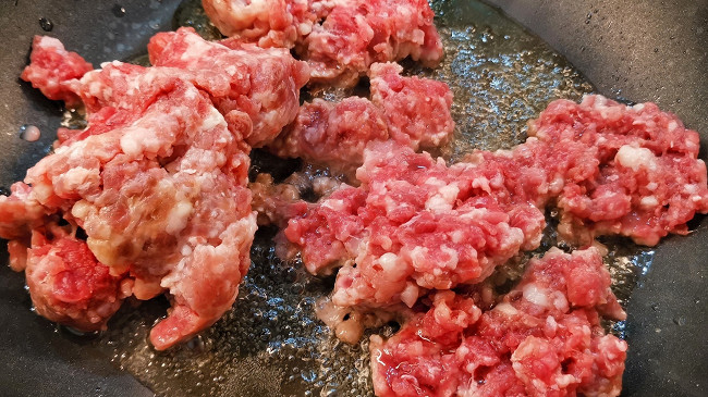 Фото шага рецепта Кето-вог с овощами и мясом 173357 шаг 1