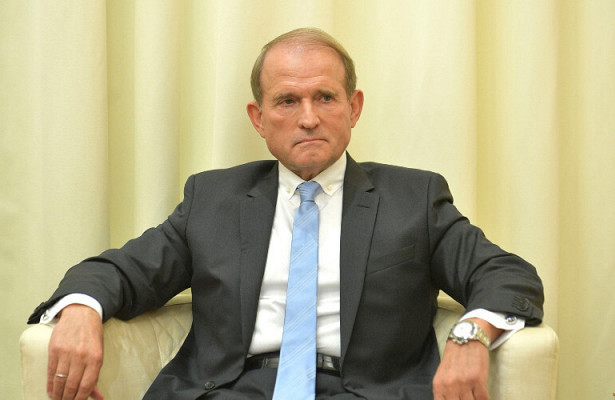 Экс-президент Украины объяснил обострение в Донбассе санкциями против Медведчука