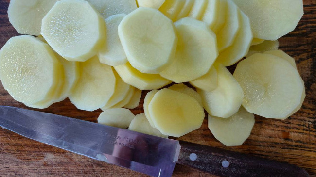 Фото шага рецепта Запеченная курица с ананасом 174628 шаг 3