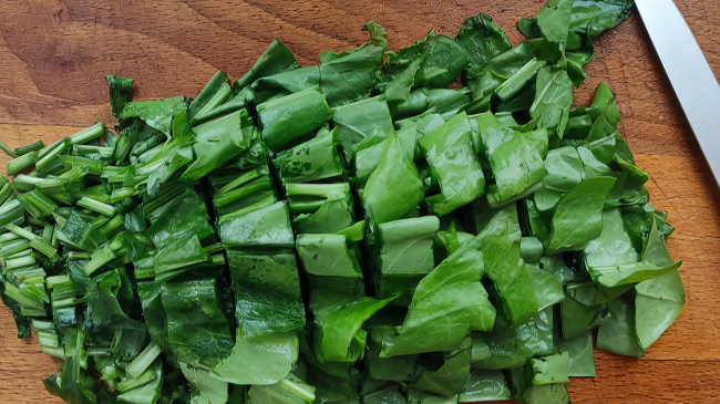 Фото шага рецепта Зеленый борщ из щавеля 173603 шаг 12