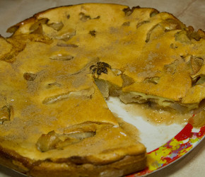 Фотография рецепта Медовая шарлотка с яблоками