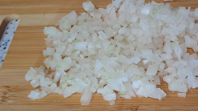 Фото шага рецепта Сочные рубленые куриные котлеты с овсяными хлопьями в духовке 186874 шаг 3