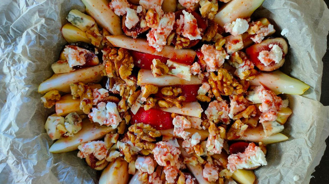Фото шага рецепта Фрукты с сыром и орехами 174879 шаг 10