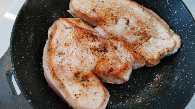 Фото шага рецепта Мясо индейки по-французски 175828 шаг 9
