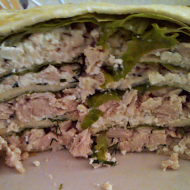 Белковый торт с курицей и творогом