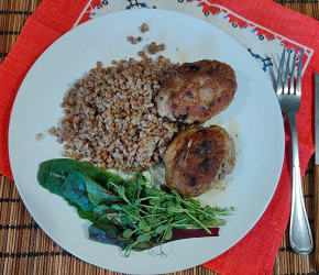 Фотография рецепта Котлеты куриные с шампиньонами и пореем